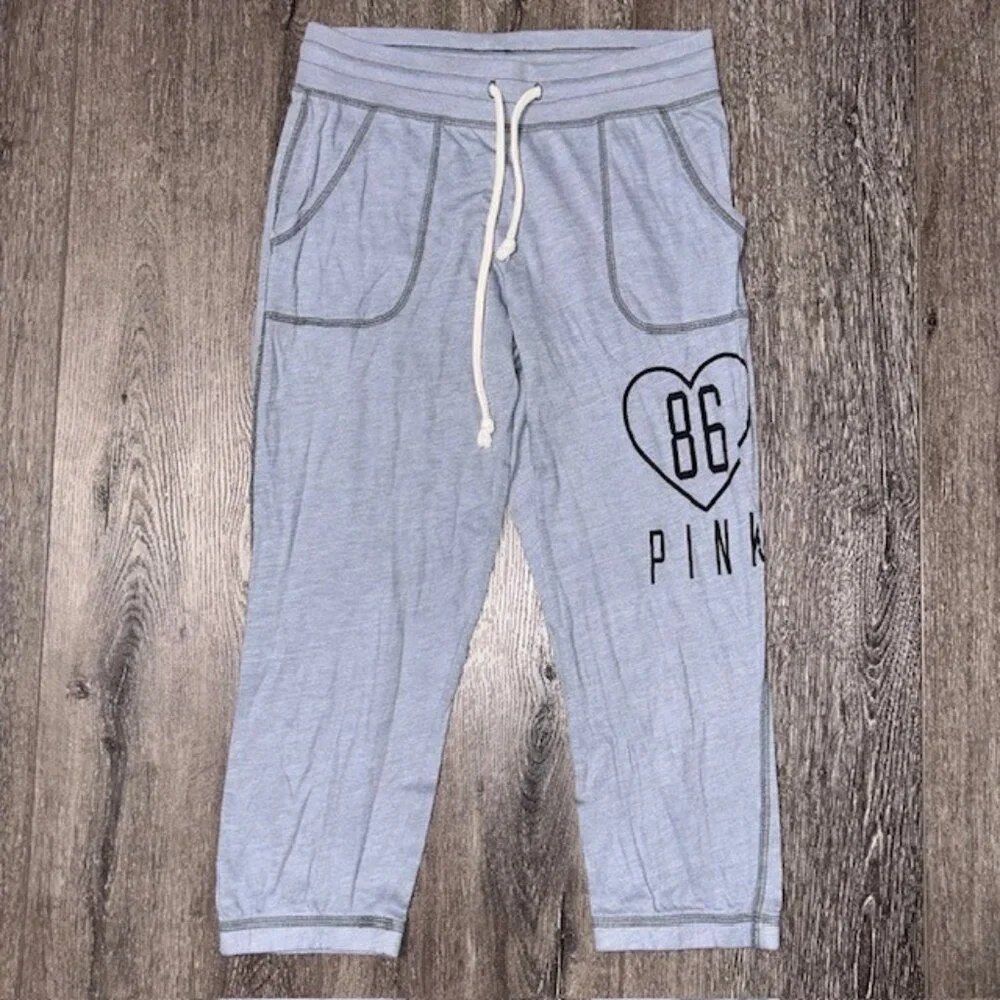 VICTORIA'S SECRET GRAY PAJAMA PANTS BOTTOMS WITH "86 Heart PINK" Size XS - Picture 1 of 3